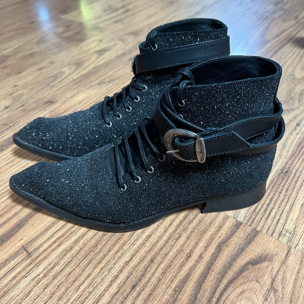 Fluevog Swordfish "Donita" bumped-toe ankle boot, black glitter leather, 7